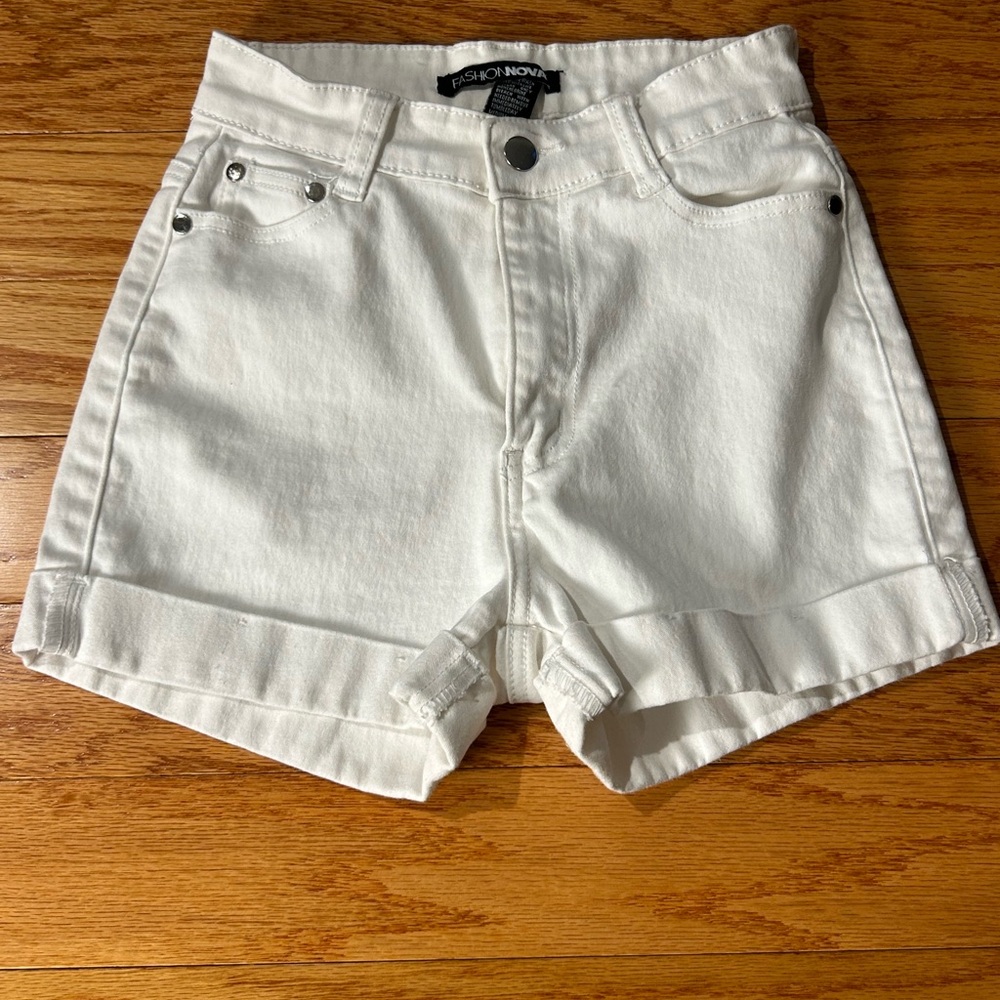 Fashion Nova Women's White Denim Shorts